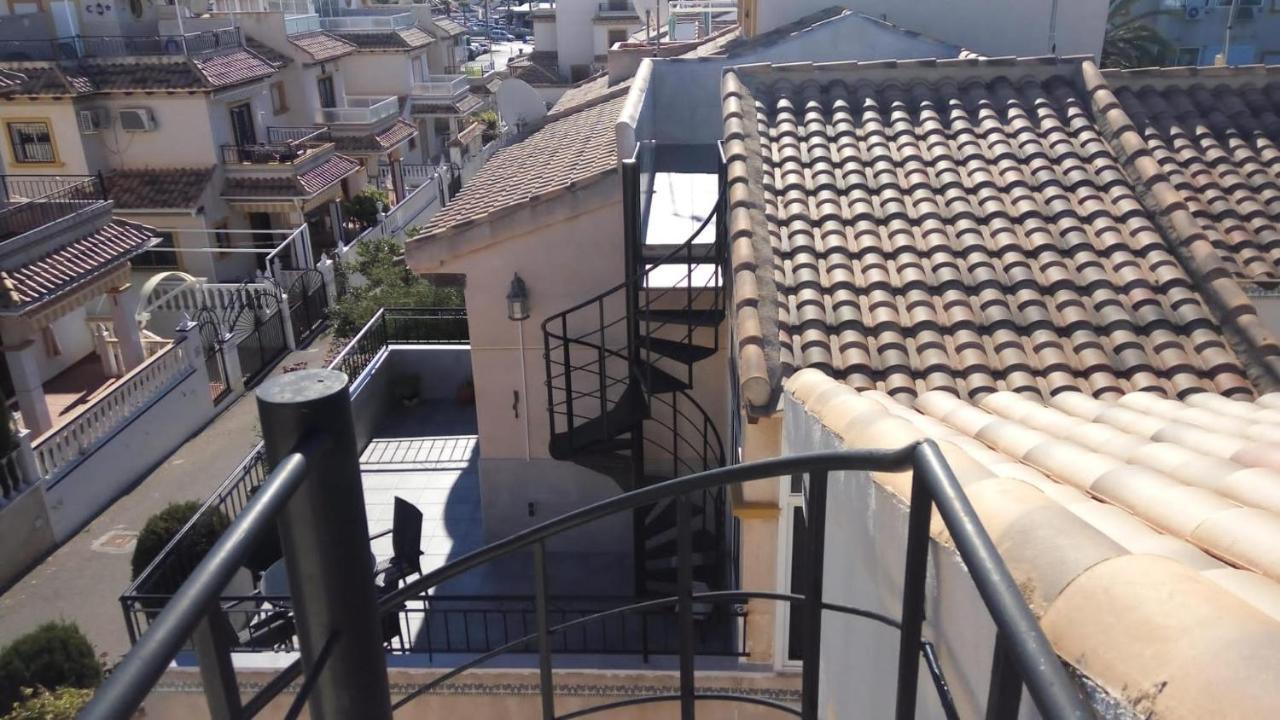 Апартаменты La Campana Dehesa de Campoamor  Экстерьер фото